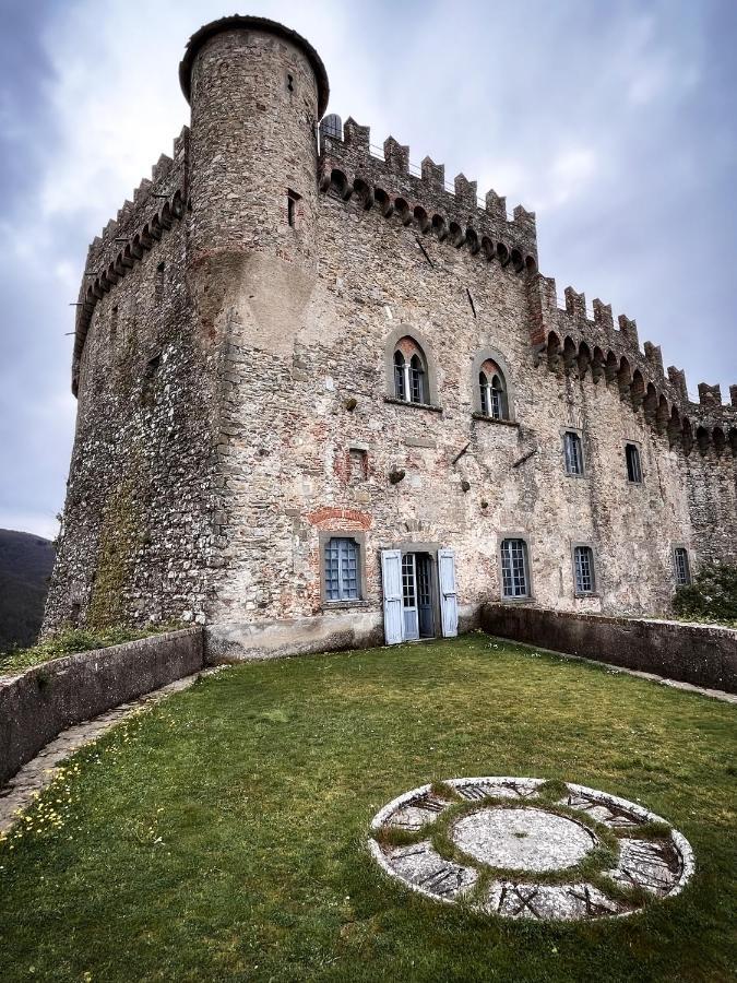 Castello Malaspina Di Fosdinovo Hotel Exterior foto