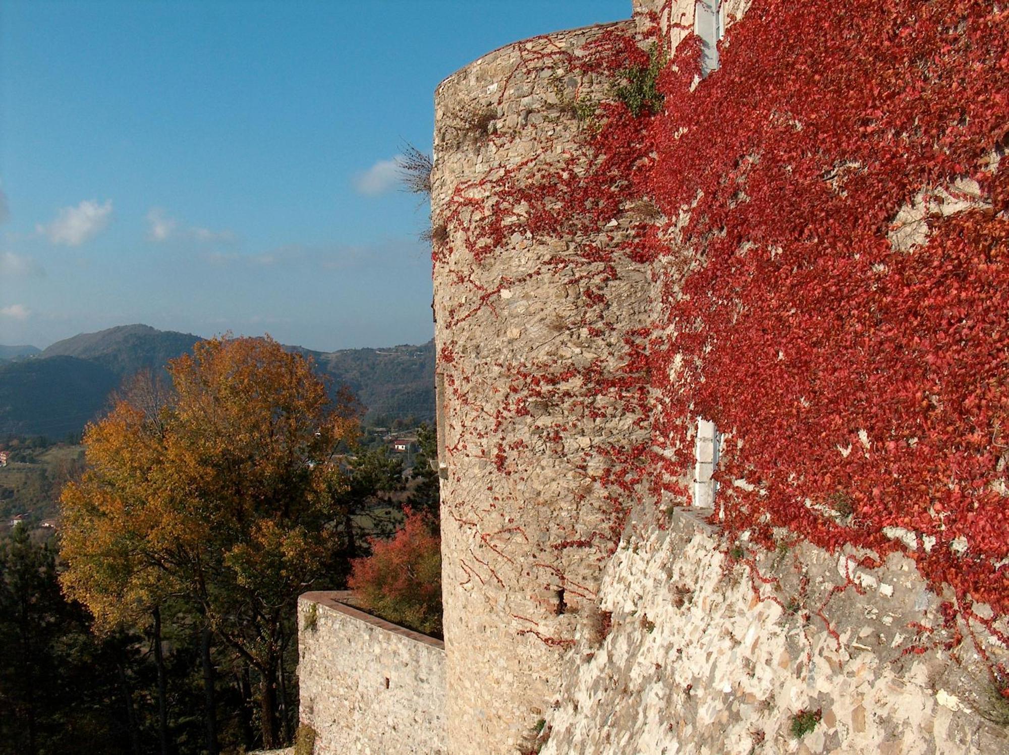 Castello Malaspina Di Fosdinovo Exterior foto